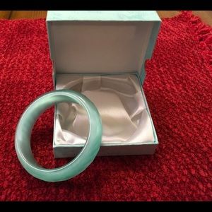 Waffle diamond cut bracelet.